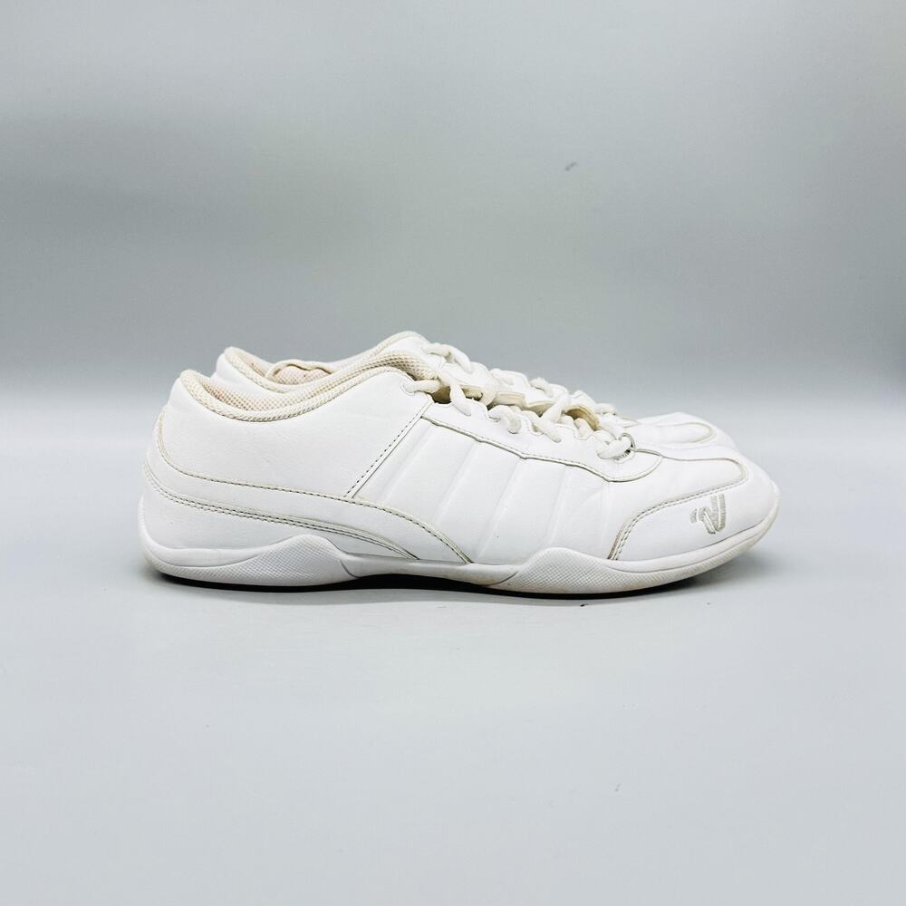 Varsity Shoes Womens 9.5 White Cheerleader II Low Top Cheer Athletic Sneakers